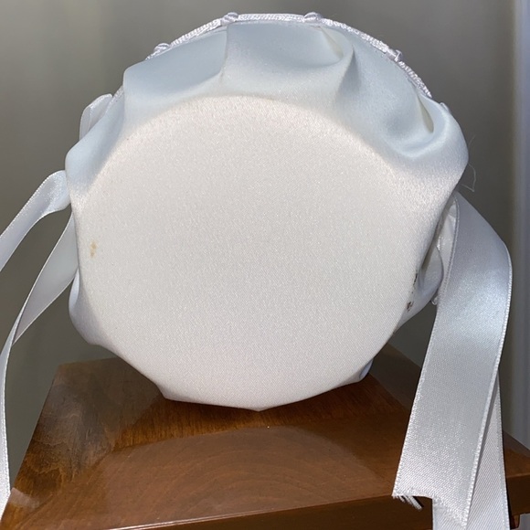 Flower Girl Basket for wedding with bowknot Flower Basket White - Picture 7 of 11